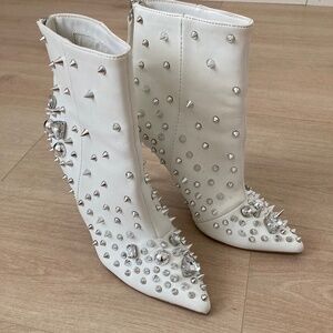 Viceroy Steve Madden boots